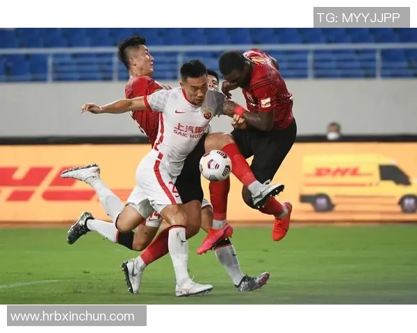 球星在赛场受伤引发关注 伤情严重程度对球队影响几何