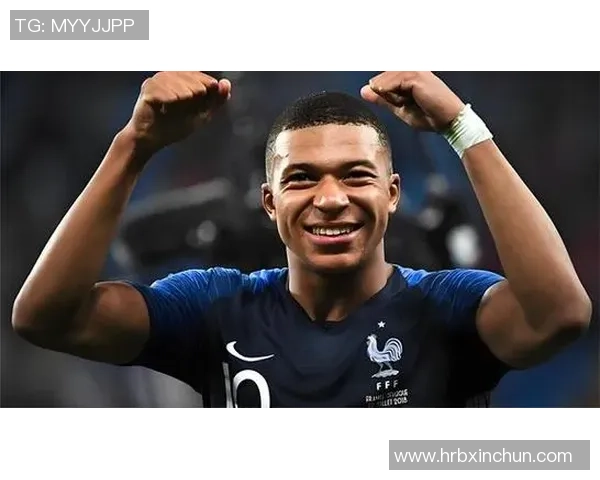 足球场上奔跑的速度之王是谁揭秘他的成长与成就